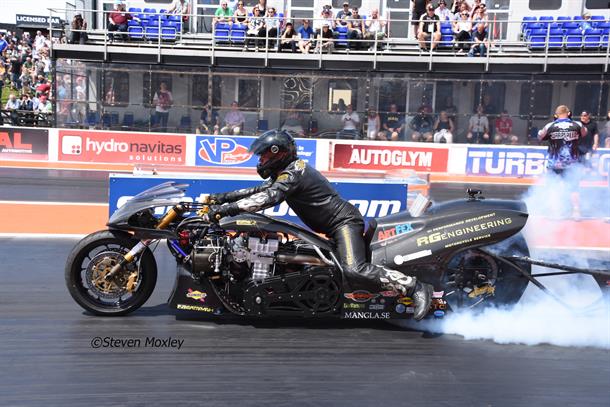 Great Action at the Opening European FIM Championships Round at Santa Pod Raceway