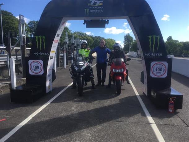 100/100/100/riders/laps/hours