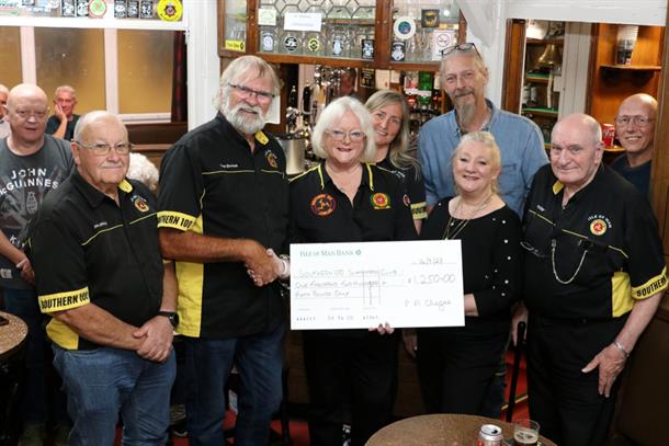 Extra Special Presentation to Southern 100 Supporters Club