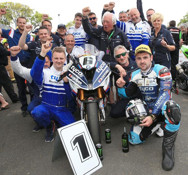 Emotional victory for Dunlop and Tyco BMW in RST Superbike TT Race