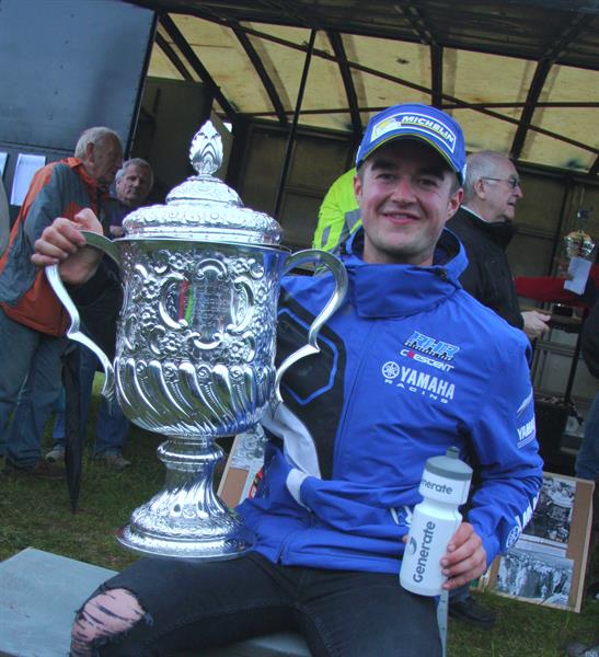 Shipton Wins Patchquick Trophy for Second Time