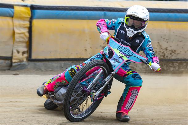 DEMI-BLU HARRIS WINS FIM WOMEN’S SPEEDWAY GOLD TROPHY IN CROATIA