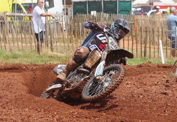 Skuse Takes Over Championship Lead