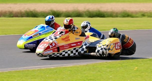 ACU / FSRA British F2 Sidecar Round Six Preview: Castle Combe – Motorcycle Grand National