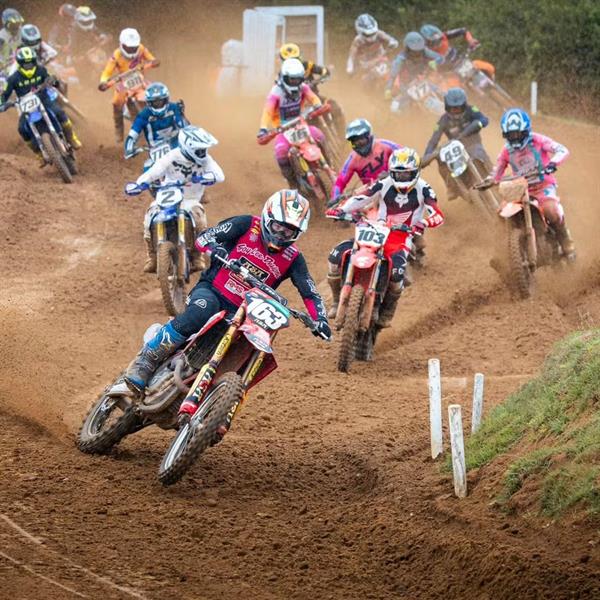 Mustoe Impresses As Grimshaw Seals the Championship Title!