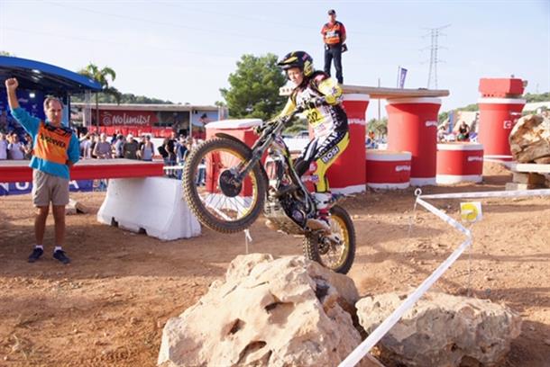 Pinhard Trophy 2020 Winner - Alicia Robinson