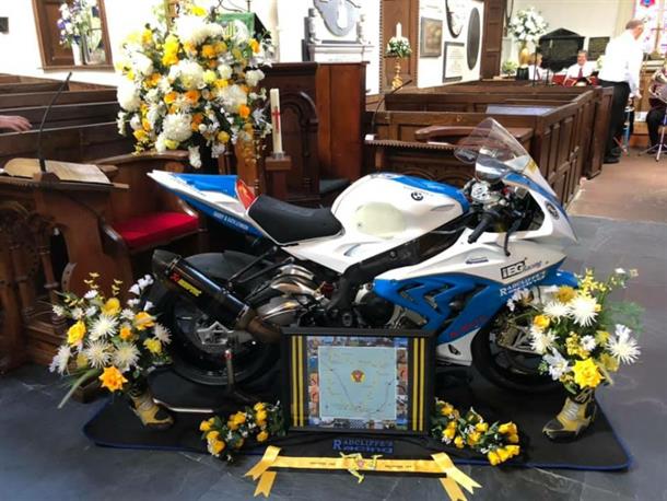 Southern 100 Memorial Laps and Church Service