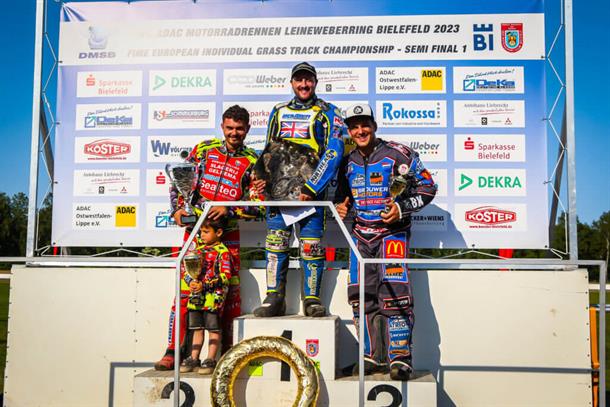 Bomber Harris fly’s to 2023 European Grasstrack Championship Semi Final win!