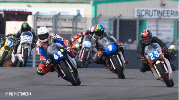 Post-classic Motorcycle Racing Series visits Pembrey for Round 2