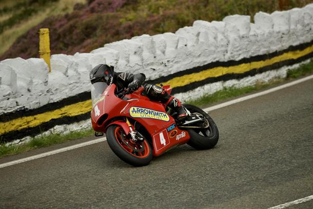 ARROWSMITH SEIZES MAIDEN MANX GRAND PRIX WIN IN SUPERTWIN THRILLER