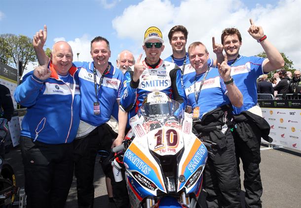 Hickman Wins RST Superbike Race After Red Flag Incident