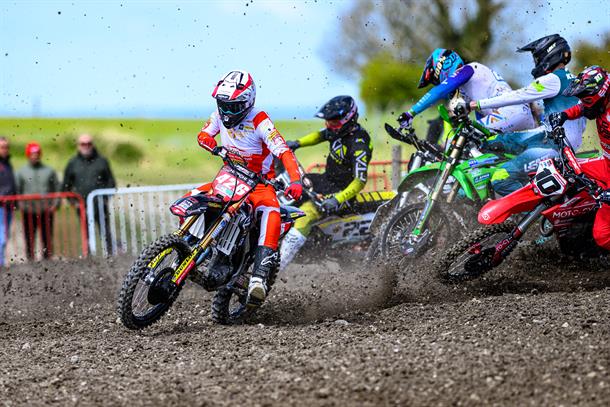 Foxhill Flyer for the Fastest 40 MX