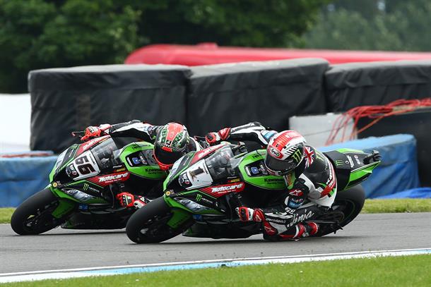 Sykes breaks WorldSBK records as Derby duo hit Donington podium