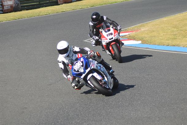EMRA Penultimate Round this weekend at Mallory Park