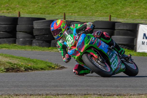 CHAMPION TREZINS, PLUS 4 WINS EACH FOR OAKLEY AND BELL