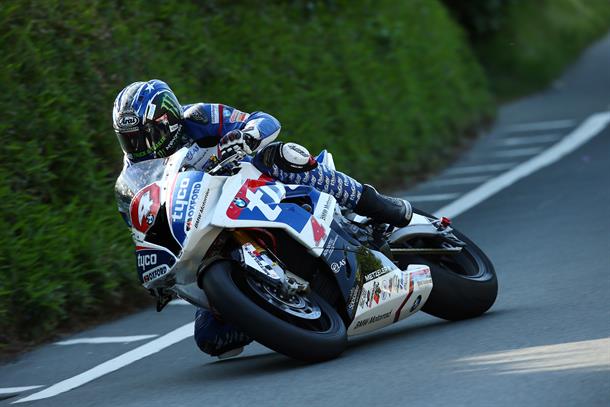 'Bingley Bullet' blasts to top of RST Superbike leaderboard with first 130mph lap of TT 2016