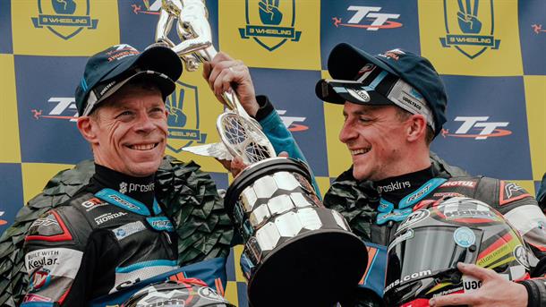 Birchalls Break Lap Record Once More in 3wheeling.Media Sidecar TT Race 2