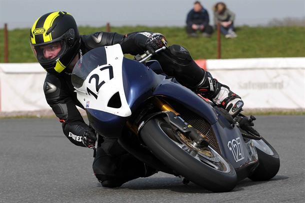 TWO FULL DAYS OF RACING AT DARLEY MOOR