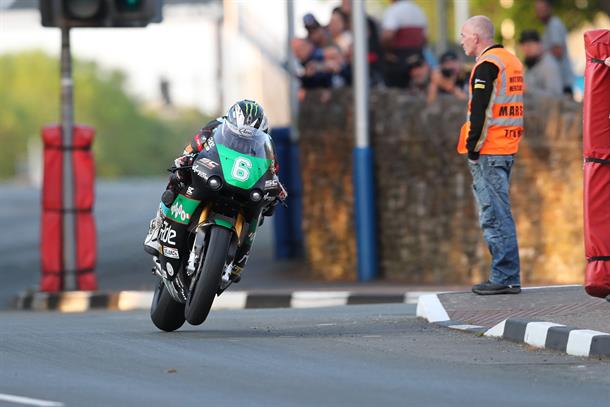 Dunlop sets pace in Bennetts Lightweight TT class while Harrison tops Monster Energy Supersport