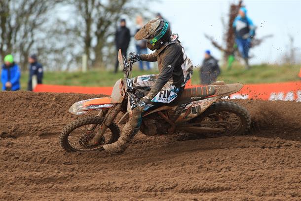 Simpson, Vaessen and Rizzi take Victory at Opening Maxxis British Championship Round