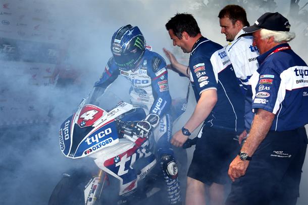 Hutchy at the double in record breaking RL360º Quantum Superstock TT Race