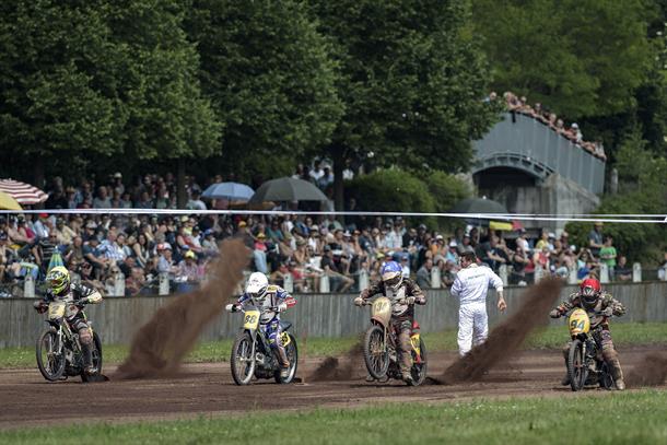 Brit’s World Long Track Title Chase Begins