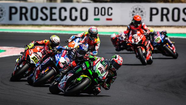 PREVIEW: Donington Park welcomes next chapter of drama in 2022 WorldSBK title race