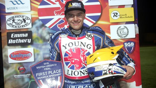 Fast Lambo Hits Brit Hat-Trick