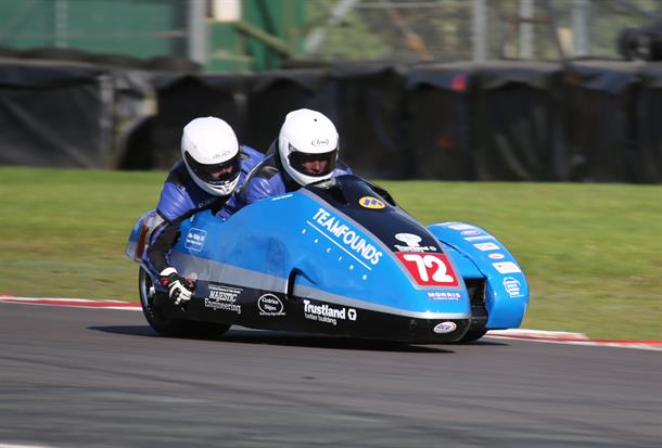 ACU/FSRA British F2 Sidecar Championship Heads to Cadwell Park This Weekend