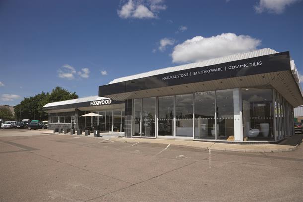 Foxwood Ceramics puts Cash on the Line for the Holeshot Awards at Blaxhall