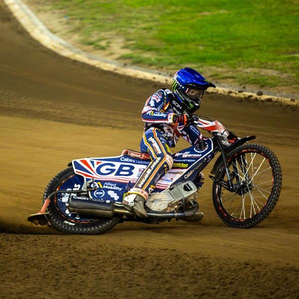 Speedway Star Dan Bewley set for first-ever Arenacross assault in 2026