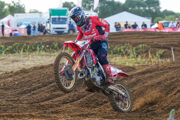Gilbert & Rizzi rule the roost in Oxford! 2023 Michelin MX Nationals 3 – Race Report