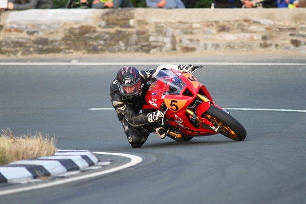 Royce Rowe Returns to Manx Grand Prix Following 2017 Injury