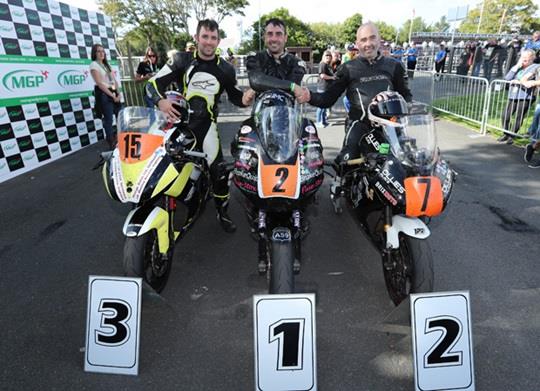 Darren Cooper seals maiden Manx Grand Prix title with victory in MGP Supporters Club Lightweight rac