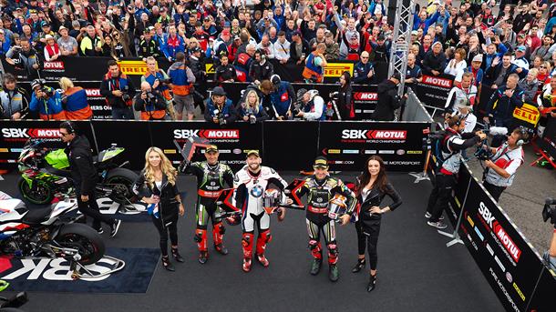 Sykes storms to Donington Park pole, Hickman surprises!