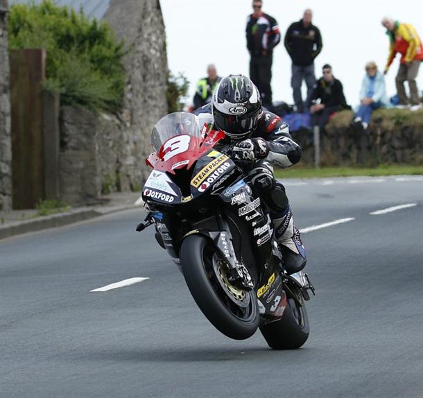See Michael Dunlop Winning his third Southern 100 Solo Championship