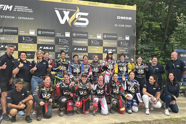 British Speedway Riders Katie Gordon and Rachel Hellowell Shine at Women's Speedway Academy