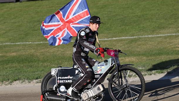 Bewley On Rostrum in Bydgoszcz