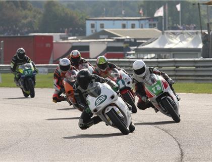 Atkinson takes advantage of red flag to take 2016 championship!