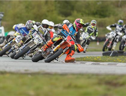 Hodgson and Winstanley battle it out for Easter honours