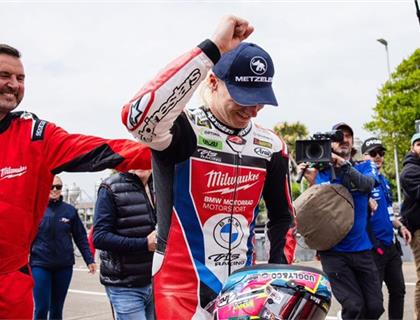 Todd Takes First TT Victory In Rl360 Superstock TT Race 1