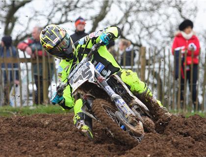 Thornhill Takes Championship Lead in Cornwall