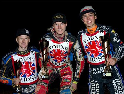 Kemp Crowded Under 19 British Speedway Champion