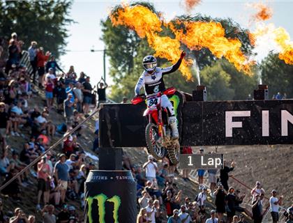 IT’S FABULOUS FOXHILLS FOR HERLINGS AND FARRES AT THE MONSTER ENERGY MXGP OF GREAT BRITAIN