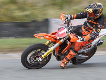 Winstanley and Hodgson tussle at Teesside