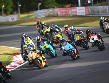 No Limits Racing concludes Oulton Park action as the final showdown awaits