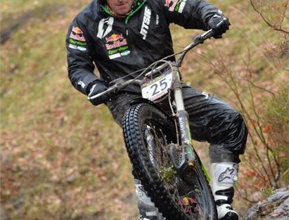 FAULTLESS LAMPKIN MOVES INTO TOP SPOT