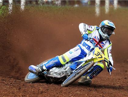 Bomber commands the Whoppa! 2025 Wimborne Whoppa Grasstrack