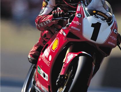 World Superbike legend Carl Fogarty to be star guest of Donington round