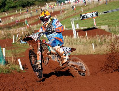 Wildcard Kellett Dominates Final Round but Carter Takes Championship